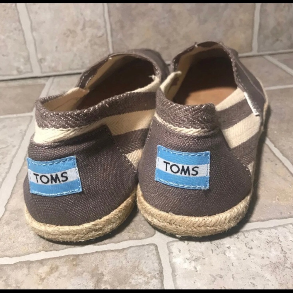 Toms size 9 women’s
